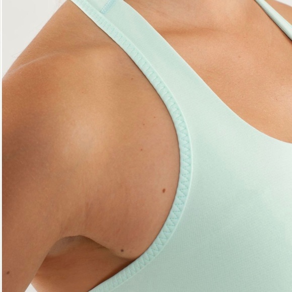 RARE Lululemon Power Up Tank 4 Mint Moment LikNew - Picture 7 of 13